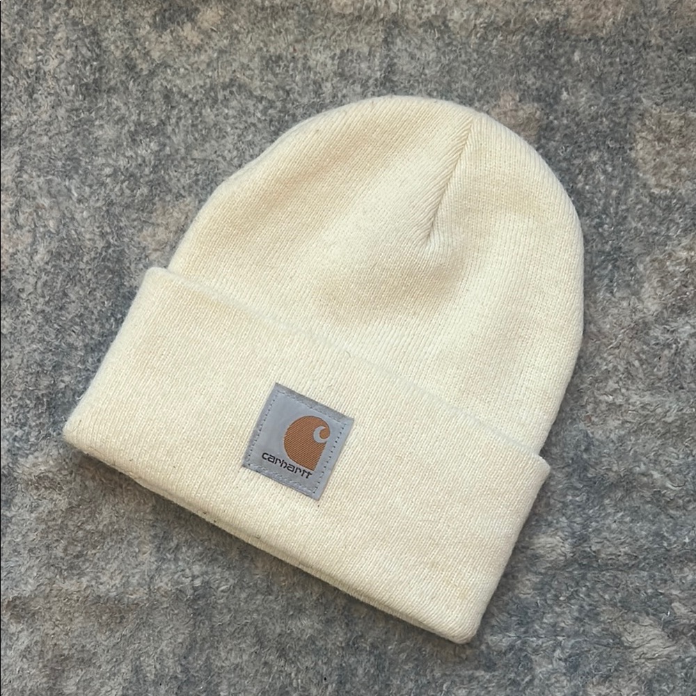Carhartt Cream Beanie never worn!